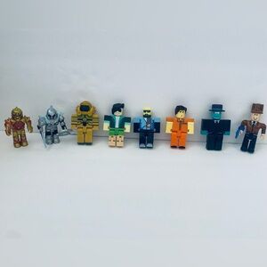 Assorted Roblox Figures Lot Of 8 Redcliff Elite Commander Corblox Gen Gusmanak